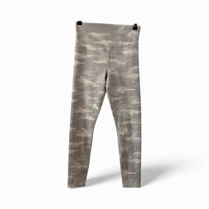 Athleta Elation 7/8 Tight Camo Print High Rise Workout Leggings Women's XS